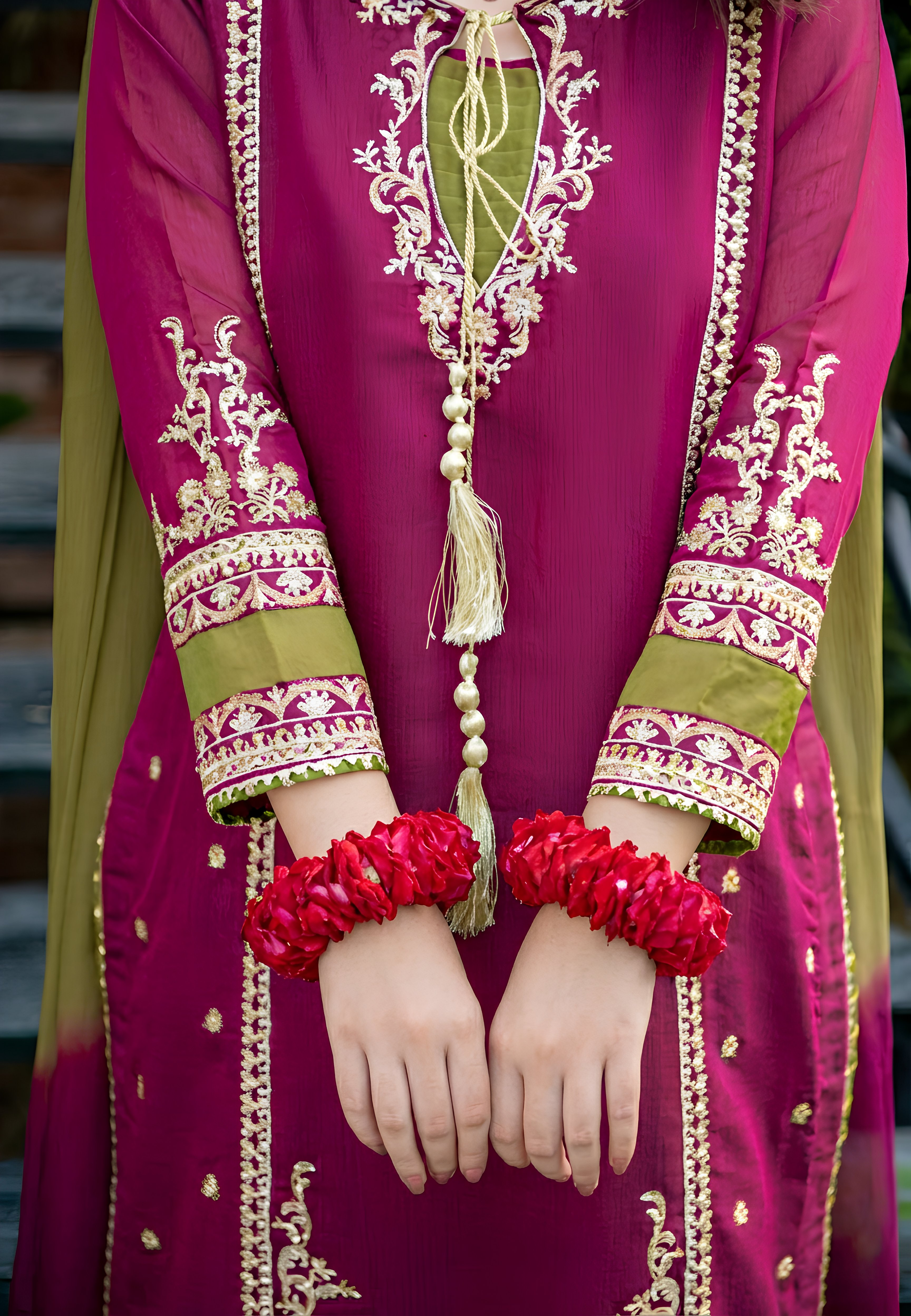 Embroidered 3pc Lawn dress with printed dupatta